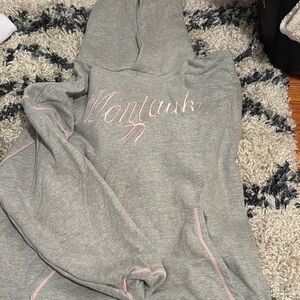 Frankie’s bikinis Montauk hoodie